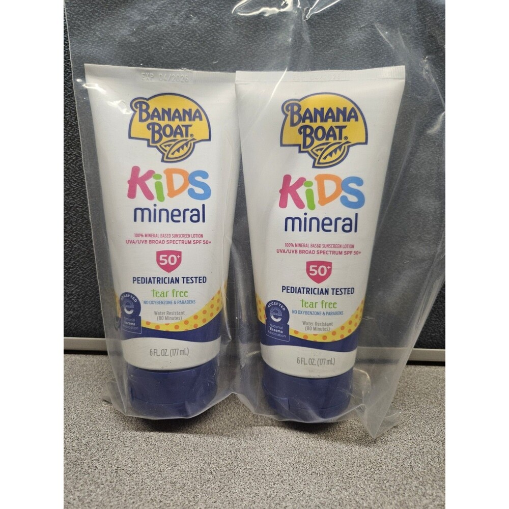 Lot 2 BANANA BOAT 6 Oz Sunscreen Simply Protect Kids UVA/UVB 50+  EXP 04/2026